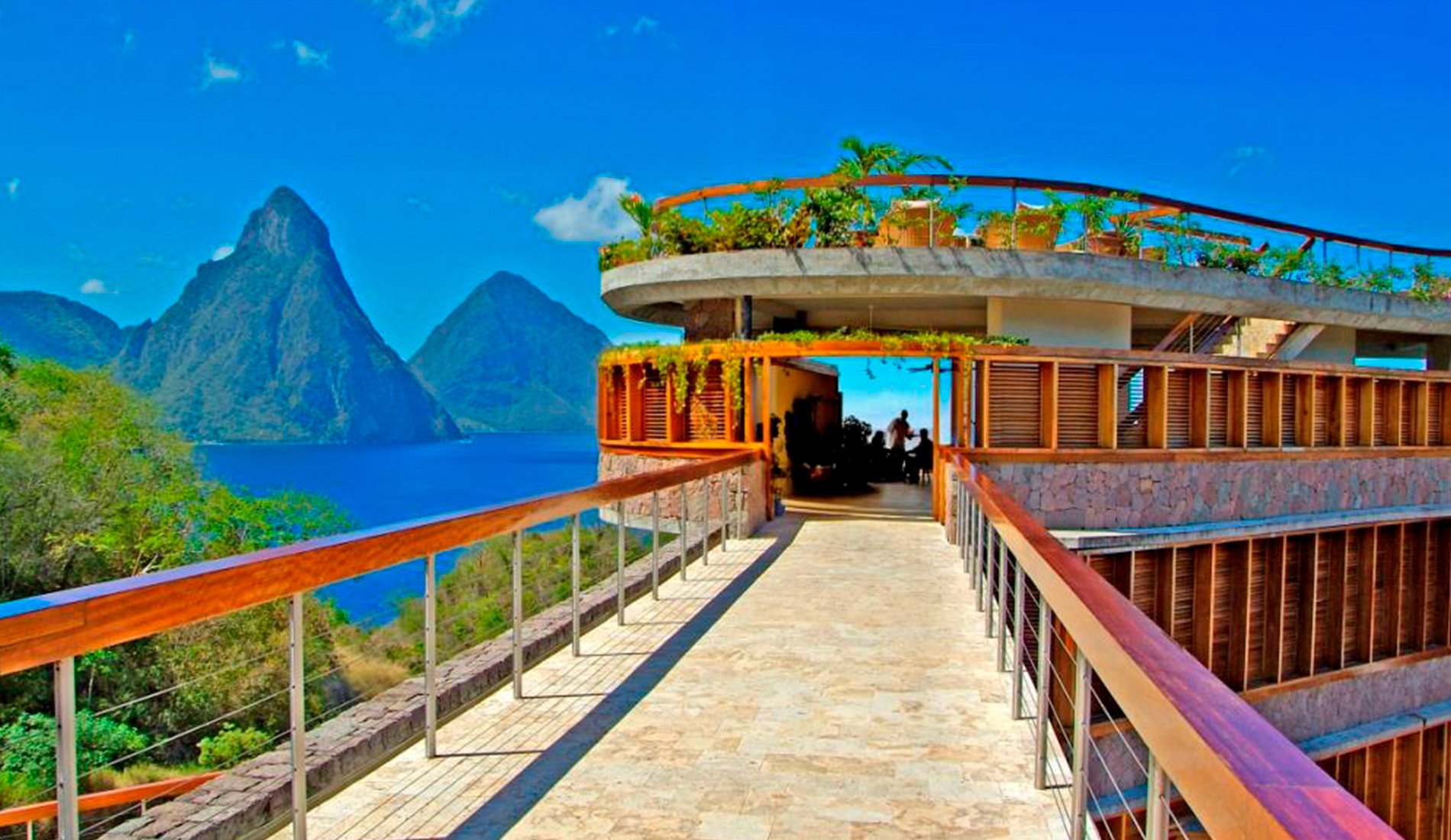 Hôtel de luxe Jade Mountain resort 5 étoiles Sainte-Lucie caraïbes vue du pont